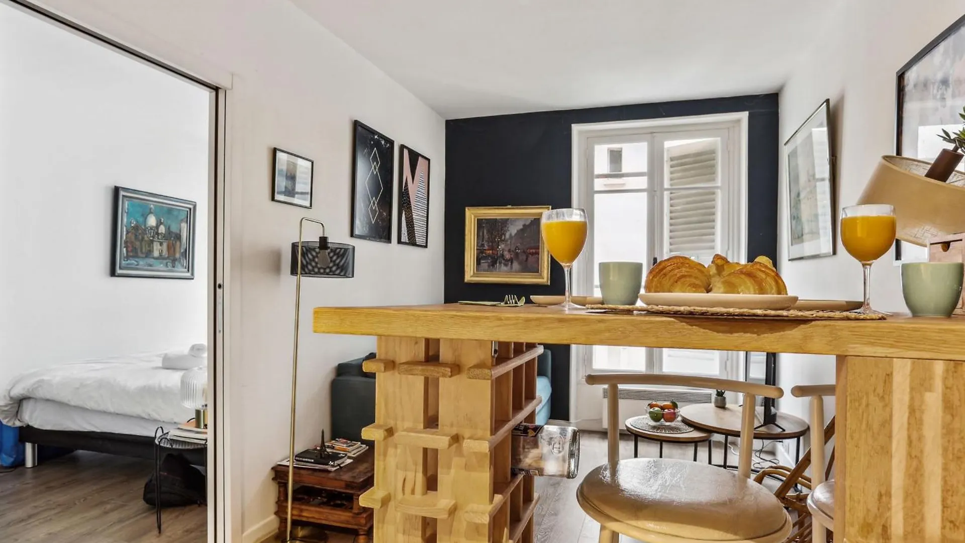 Invalides & Tour Eiffel - Cityapartmentstay Paris France