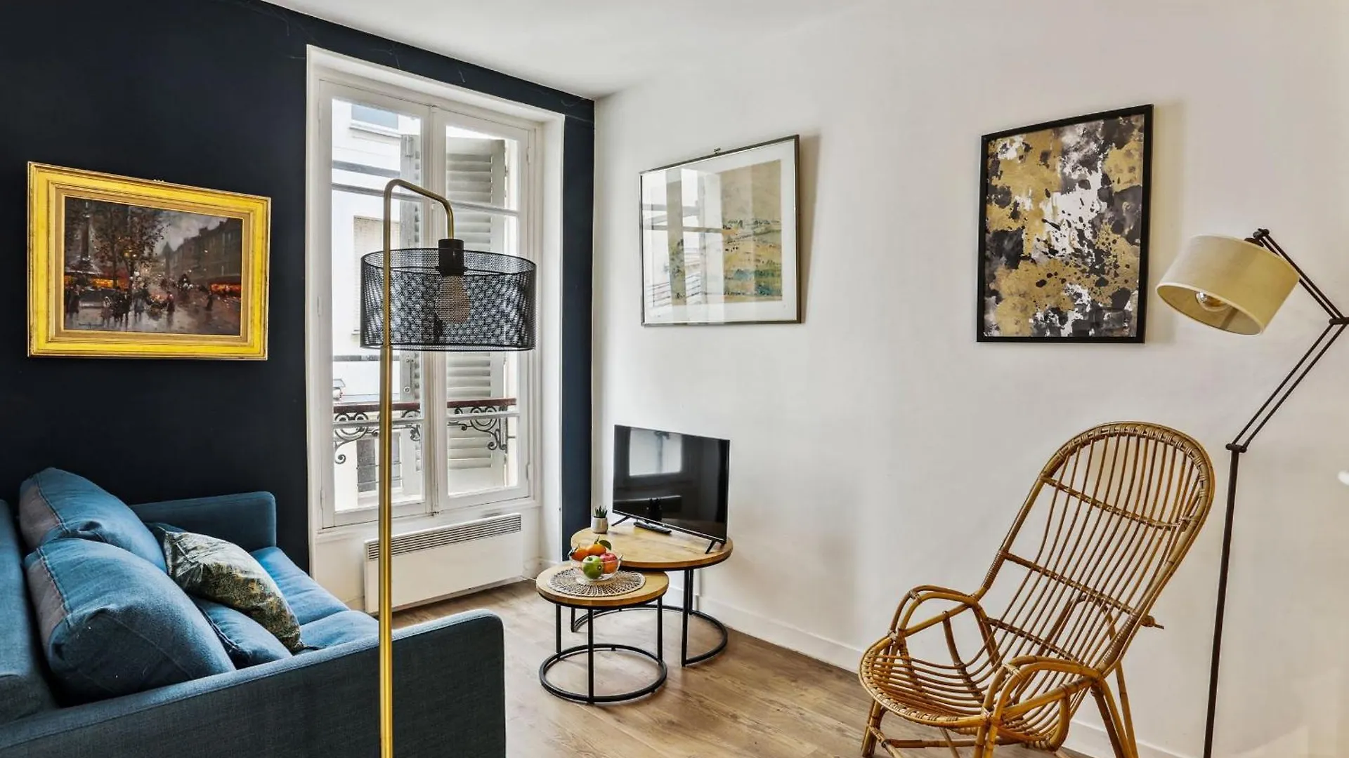 Invalides & Tour Eiffel - Cityapartmentstay Paris 0*,